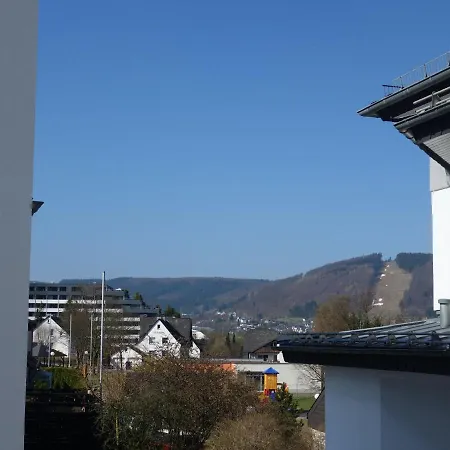 Appartement Beautiful In With Balcony