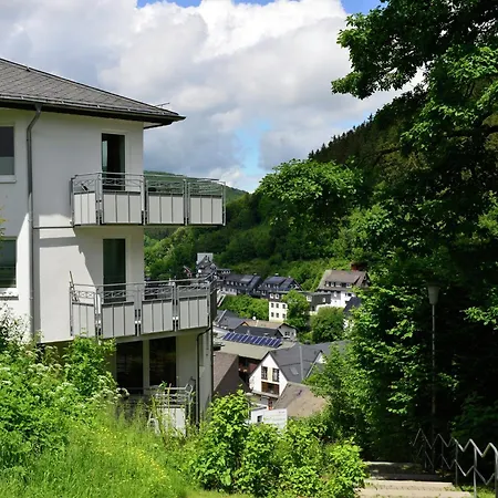 In Mit Balkon 公寓