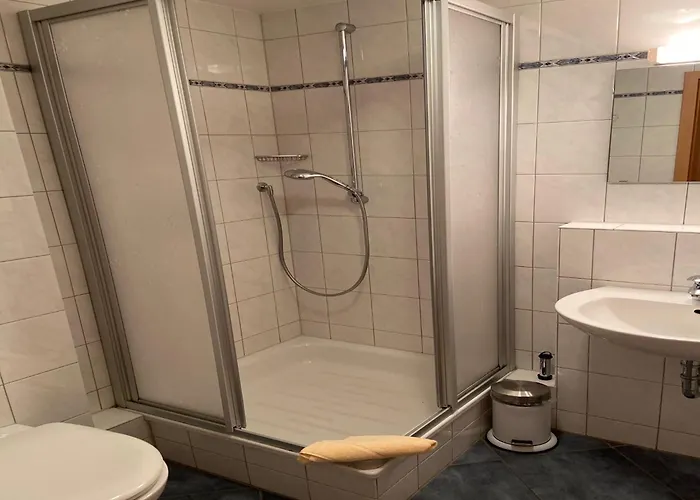 In Mit Balkon 아파트 *